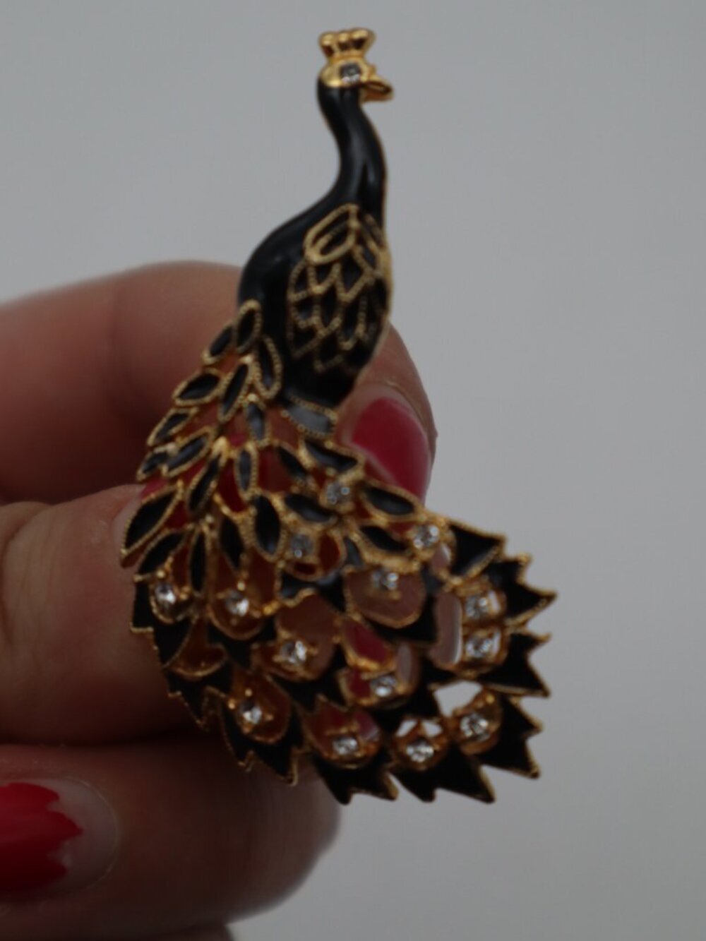 Vtg Covani Enameled Peacock Bird Brooch Pin Gold Tone Rhinestones - Picture 4 of 4